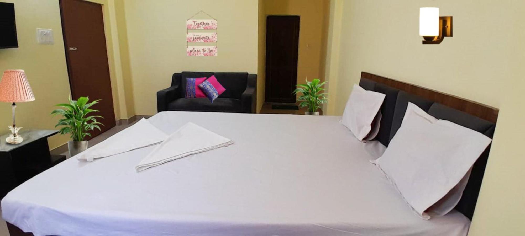 Goroomgo The Grand Inn Ruby Kalküta Dış mekan fotoğraf